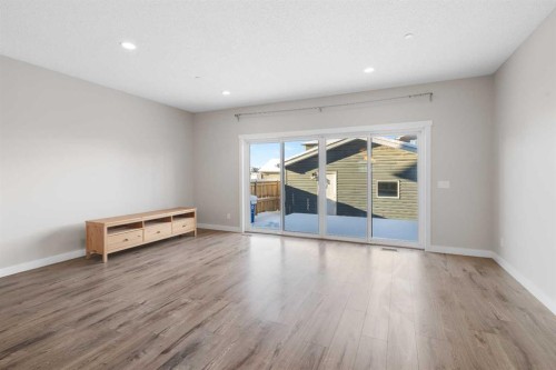 13 Howse Row Ne, Calgary, AB - Indoor