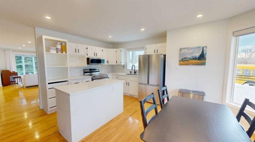 84 Sunmount Road Se, Calgary, AB - Indoor