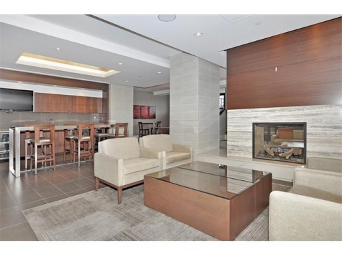 416-222 Riverfront Avenue Sw, Calgary, AB - Indoor With Fireplace