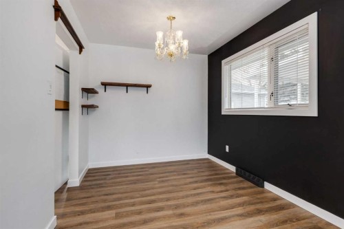 651 84 Avenue Sw, Calgary, AB - Indoor Photo Showing Other Room