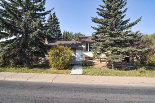 309 Main Street Nw, Airdrie, AB 
