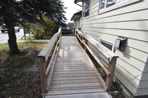 309 Main Street Nw, Airdrie, AB 