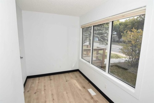 309 Main Street Nw, Airdrie, AB 