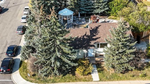 309 Main Street Nw, Airdrie, AB 