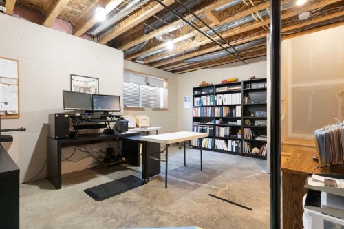 1403 Jumping Pound Common, Cochrane, AB - Indoor Photo Showing Other Room