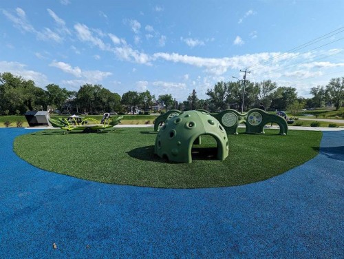 318 28 Avenue Ne, Calgary, AB - Outdoor