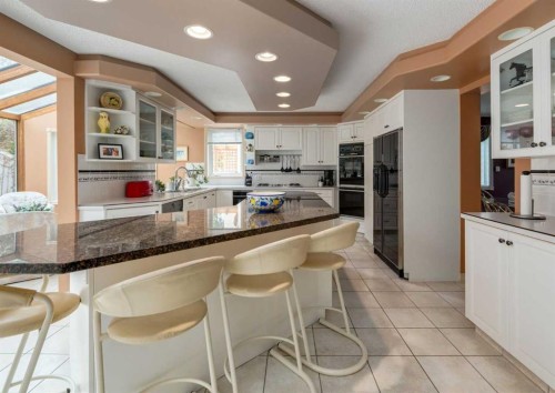 164 Hawksbrow Drive Nw, Calgary, AB - Indoor Photo Showing Kitchen