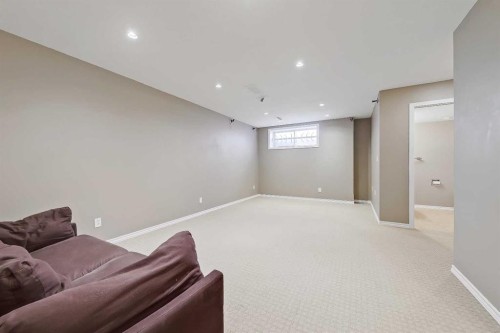 161 Eversyde Common Sw, Calgary, AB - Indoor Photo Showing Other Room