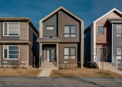 7582 202 Avenue SE Calgary, AB T3S 0E5