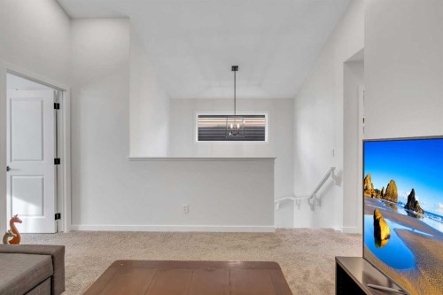 7582 202 Avenue Se, Calgary, AB - Indoor