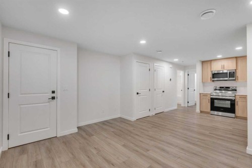 7582 202 Avenue Se, Calgary, AB - Indoor