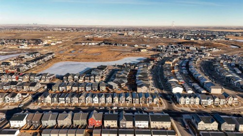 7582 202 Avenue Se, Calgary, AB - Outdoor With View