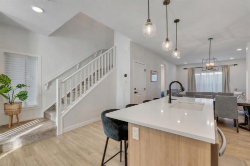 7582 202 Avenue Se, Calgary, AB - Indoor Photo Showing Other Room