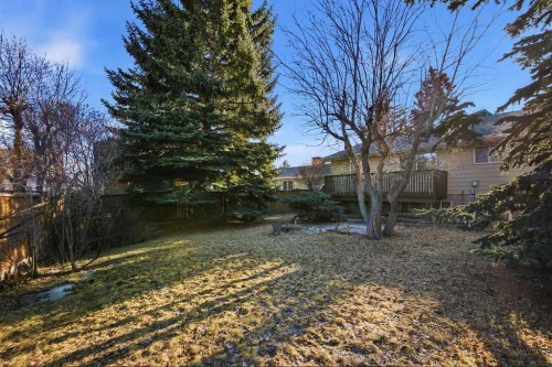 5516 Dalhart Hill Nw, Calgary, AB - Outdoor