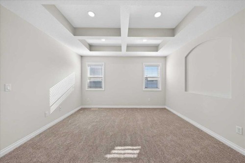 194 Sherwood Mount Nw, Calgary, AB - Indoor Photo Showing Other Room