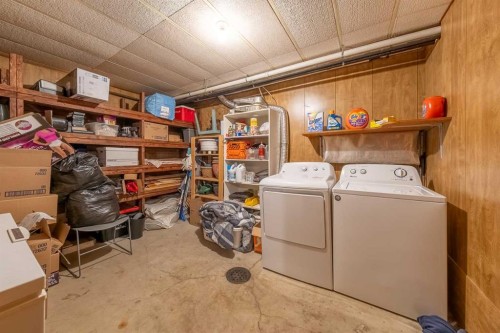 5-3200 60 Street, Calgary, AB - Indoor Photo Showing Laundry Room