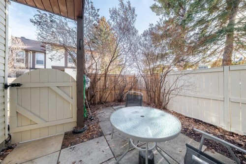 5-3200 60 Street, Calgary, AB - Outdoor