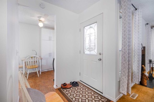 5-3200 60 Street, Calgary, AB - Indoor Photo Showing Other Room