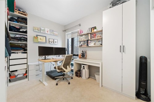 201-414 Meredith Road Ne, Calgary, AB - Indoor Photo Showing Office