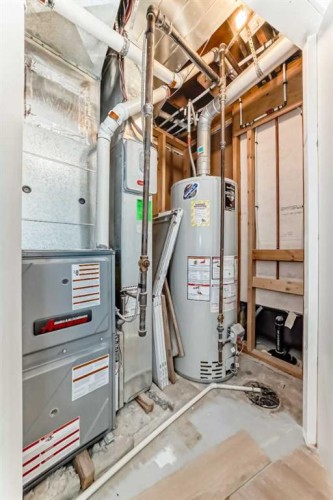 5903 4 Avenue Ne, Calgary, AB - Indoor Photo Showing Basement