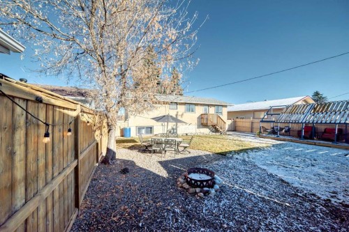 5903 4 Avenue Ne, Calgary, AB - Outdoor