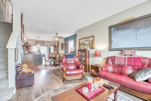 25-300 Marina Drive, Chestermere, AB - Indoor Photo Showing Living Room