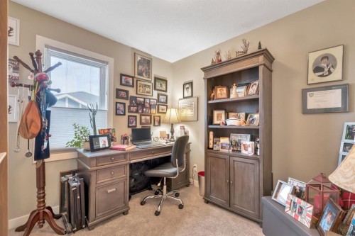 25-300 Marina Drive, Chestermere, AB - Indoor Photo Showing Office