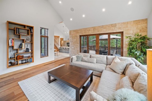 118 Cairns Landing, Canmore, AB - Indoor Photo Showing Living Room