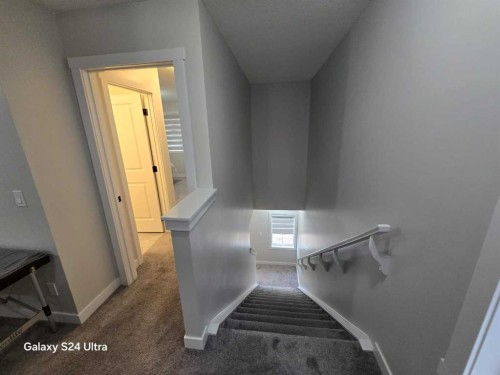 1509 Bayview Point Sw, Airdrie, AB - Indoor Photo Showing Other Room