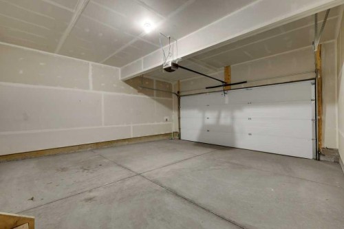 1465 148 Avenue Nw, Calgary, AB - Indoor Photo Showing Garage