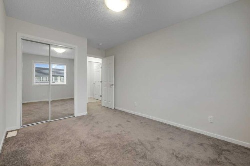 1465 148 Avenue Nw, Calgary, AB - Indoor Photo Showing Other Room