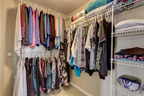 413-15 Everstone Drive Sw, Calgary, AB - Indoor With Storage