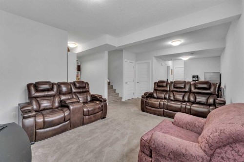 7 Corner Meadows Common Ne, Calgary, AB - Indoor Photo Showing Living Room