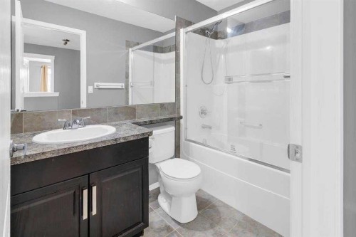 66 Skyview Shores Terrace Ne, Calgary, AB - Indoor Photo Showing Bathroom