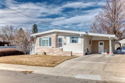 2707 7A Avenue NORTH Lethbridge, AB T1H 1A5