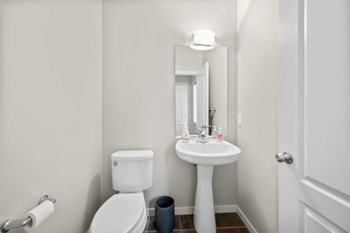 112 Copperpond Park, Calgary, AB - Indoor Photo Showing Bathroom