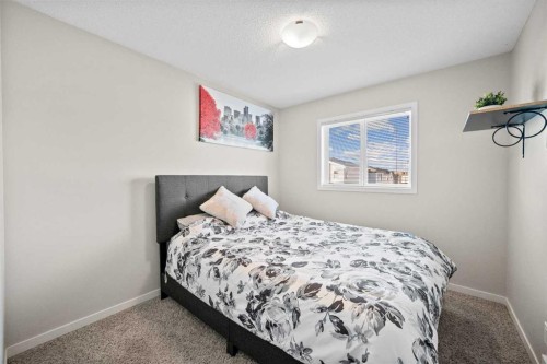 112 Copperpond Park, Calgary, AB - Indoor Photo Showing Bedroom