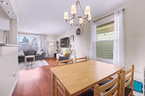 336 Penworth Way Se, Calgary, AB - Indoor Photo Showing Other Room