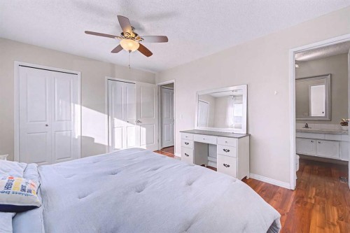 336 Penworth Way Se, Calgary, AB - Indoor Photo Showing Bedroom