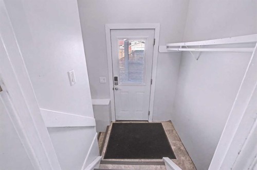 336 Penworth Way Se, Calgary, AB - Indoor Photo Showing Other Room
