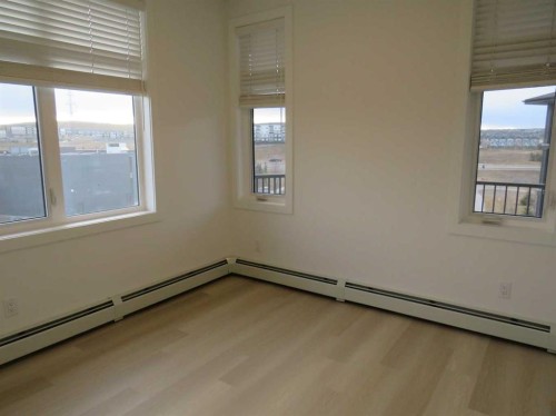 403-70 Sage Hill Walk Nw, Calgary, AB - Indoor Photo Showing Other Room