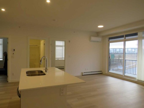 403-70 Sage Hill Walk Nw, Calgary, AB - Indoor Photo Showing Other Room