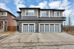 122 Kingfisher Crescent SE Airdrie, AB T4A 0X6