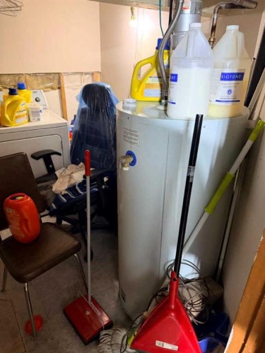 3802 44 Avenue Ne, Calgary, AB - Indoor Photo Showing Basement