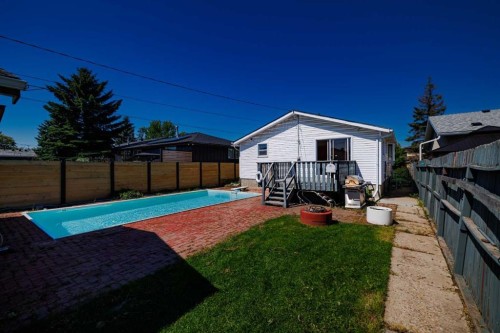 3236 Doverville Crescent Se, Calgary, AB - Outdoor With Deck Patio Veranda