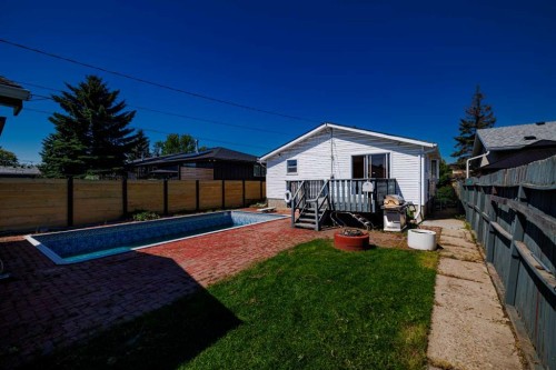 3236 Doverville Crescent Se, Calgary, AB - Outdoor With Deck Patio Veranda