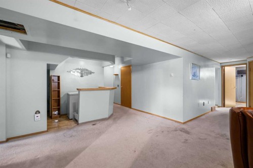 3236 Doverville Crescent Se, Calgary, AB - Indoor Photo Showing Other Room