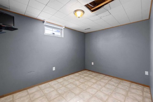 3236 Doverville Crescent Se, Calgary, AB - Indoor