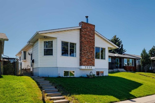 3236 Doverville Crescent Se, Calgary, AB - Outdoor
