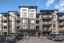 2217-2117 81 Street SW Calgary, AB T3H 6H5